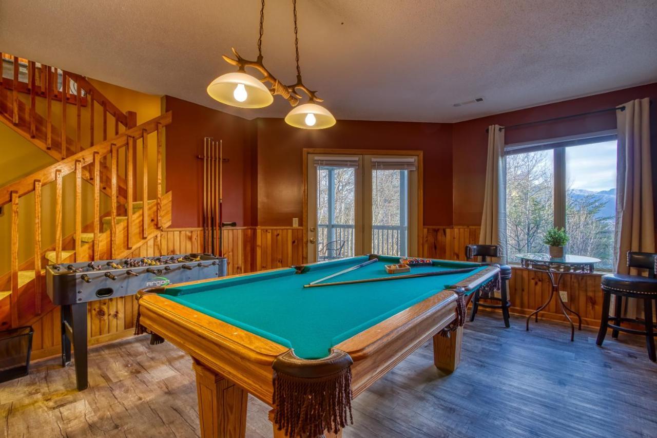 3 Decks, Mtn Views! Tree Tops By Honeybearcabins - Luxury Rain Showers, 3 King Suites, Xl Hottub, Fireplace, Bear Sightings Gatlinburg Esterno foto