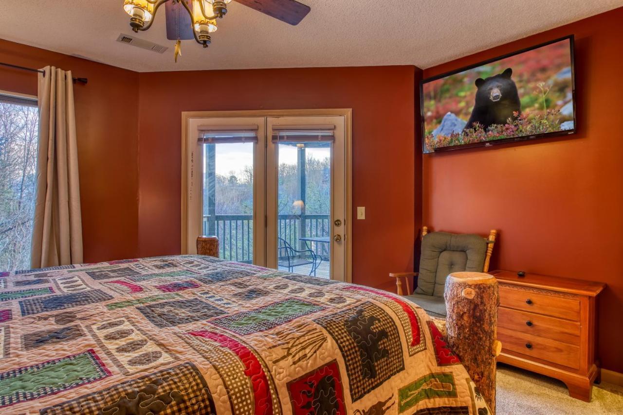 3 Decks, Mtn Views! Tree Tops By Honeybearcabins - Luxury Rain Showers, 3 King Suites, Xl Hottub, Fireplace, Bear Sightings Gatlinburg Esterno foto