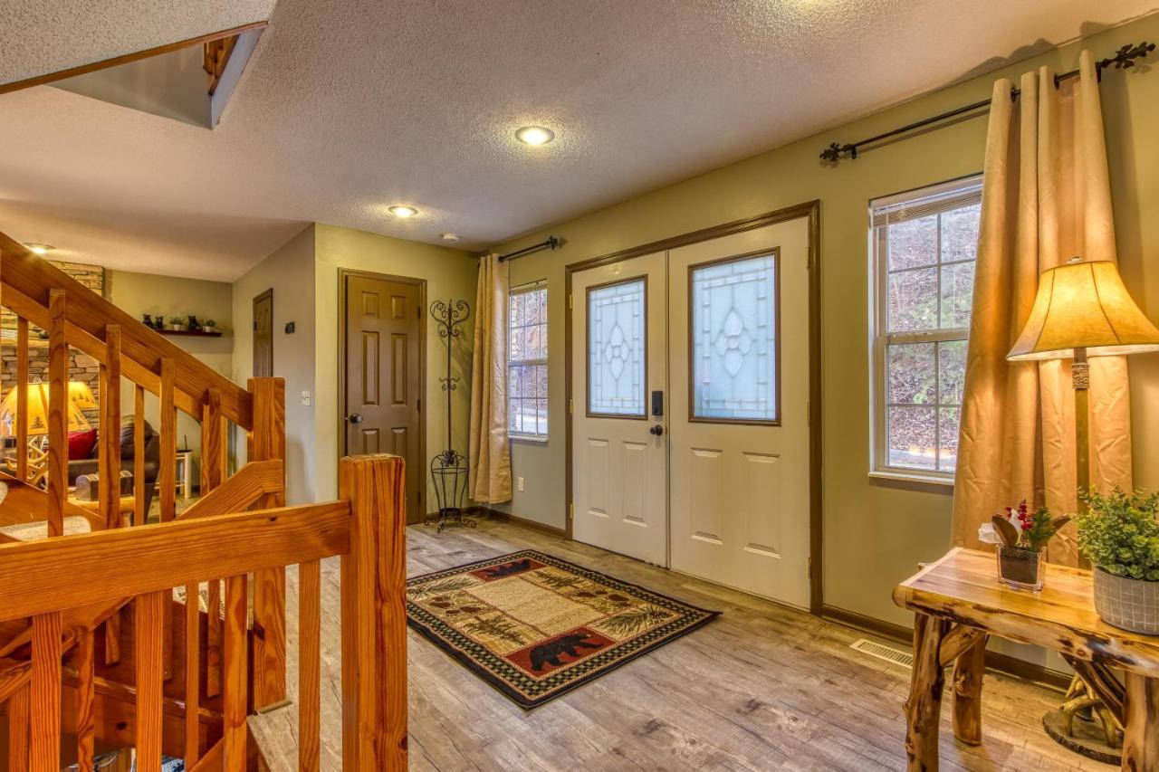 3 Decks, Mtn Views! Tree Tops By Honeybearcabins - Luxury Rain Showers, 3 King Suites, Xl Hottub, Fireplace, Bear Sightings Gatlinburg Esterno foto