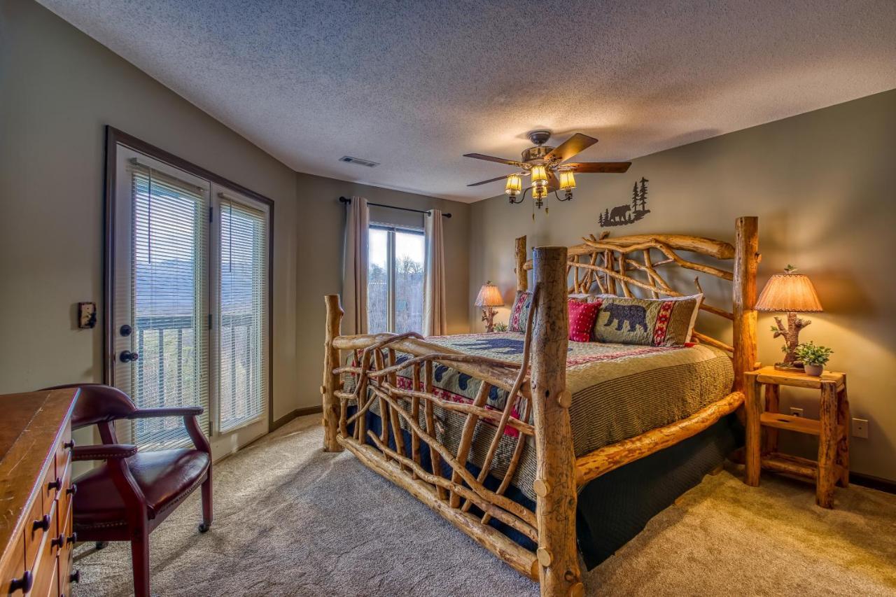 3 Decks, Mtn Views! Tree Tops By Honeybearcabins - Luxury Rain Showers, 3 King Suites, Xl Hottub, Fireplace, Bear Sightings Gatlinburg Esterno foto