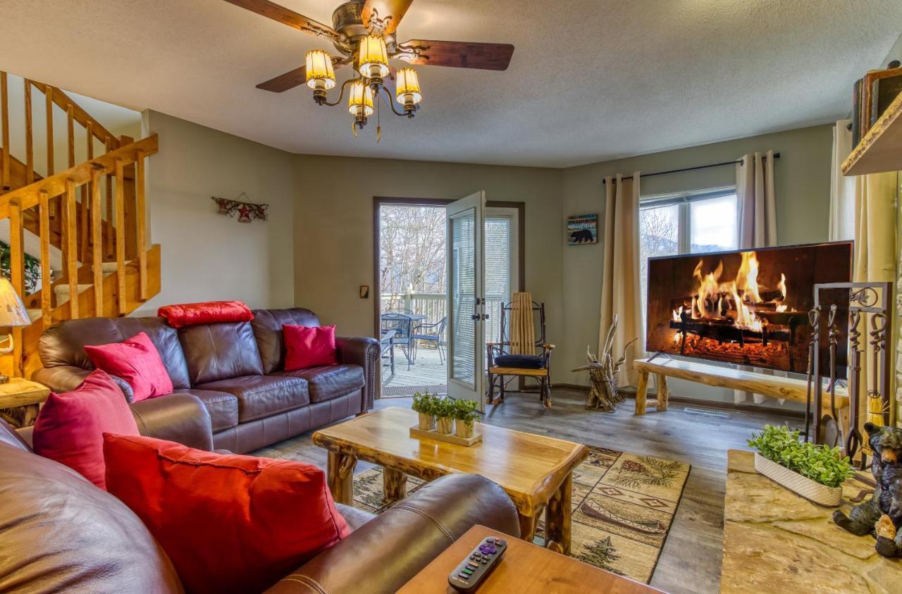3 Decks, Mtn Views! Tree Tops By Honeybearcabins - Luxury Rain Showers, 3 King Suites, Xl Hottub, Fireplace, Bear Sightings Gatlinburg Esterno foto